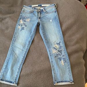 Pilcro patterned size 28 slim boyfriend jeans